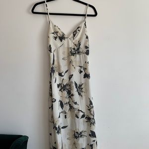 Chic Monochromatic Midi Dress